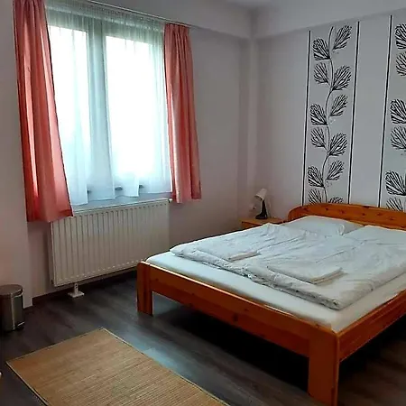 Bed & Breakfast Pagony Berenybenei Vendegfogado