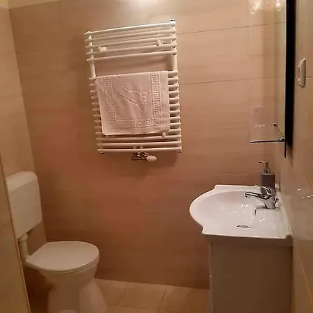 Bed & Breakfast Pagony Berenybenei Vendegfogado *
