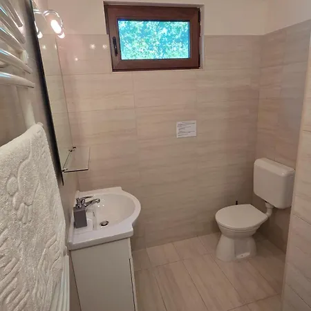 Pagony Berenybenei Vendegfogado Bed & Breakfast