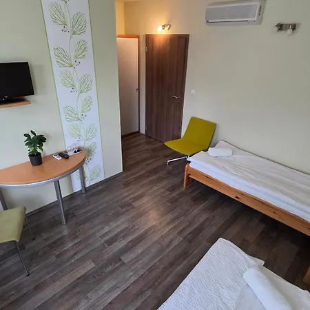 Pagony Berenybenei Vendegfogado Bed & Breakfast Lajosmizse