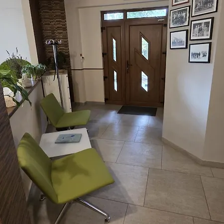 Bed & Breakfast Pagony Berenybenei Vendegfogado Lajosmizse